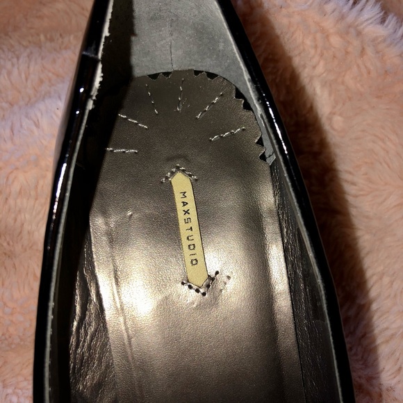 Max Studio Black patent wedges. - Picture 2 of 4